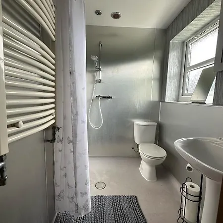 Dom wakacyjny Corner House - Quiet Cul-de-sac *