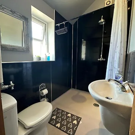 Corner House - Quiet Cul-de-sac * 요크